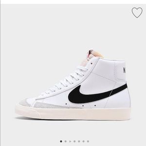 NIKE BLAZER MID ‘77 SHOES